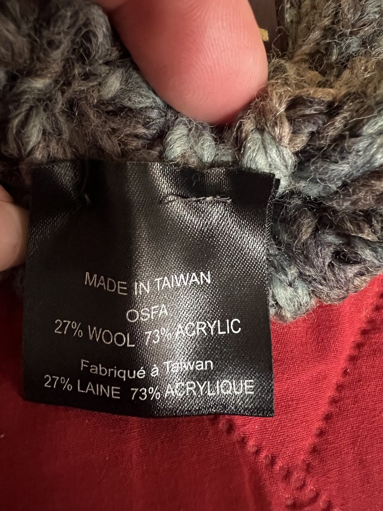 True Religion Convertible Mittons. NWT.