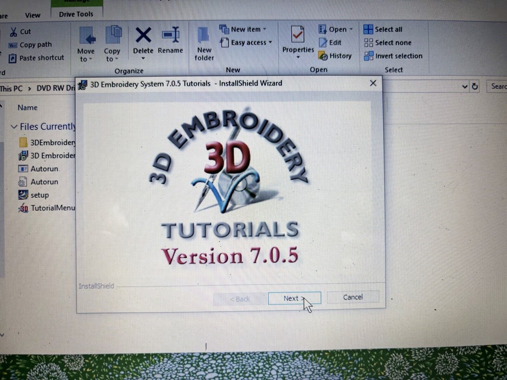 Husqvarna Viking Software Tutorial 3D Machine Embroidery CD-ROM Version 7.05
