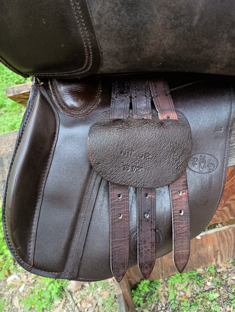 18.5” Collegiate Marathon Endurance Saddle