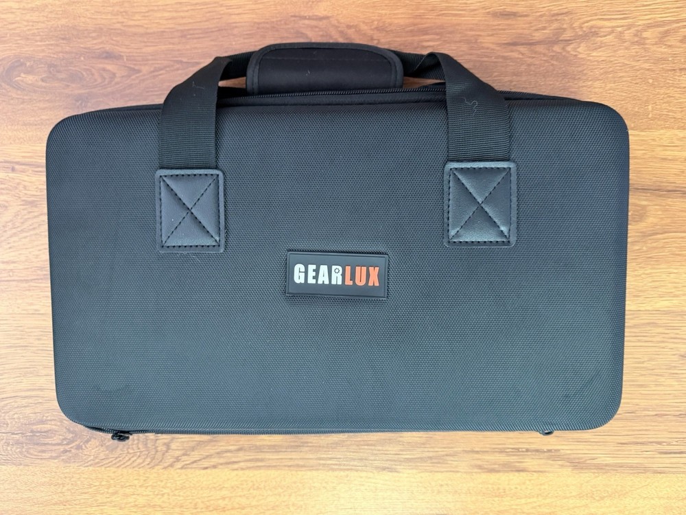 AlphaTheta DDJ-FLX2 DJ Controller Package Black w/ Case and original packaging