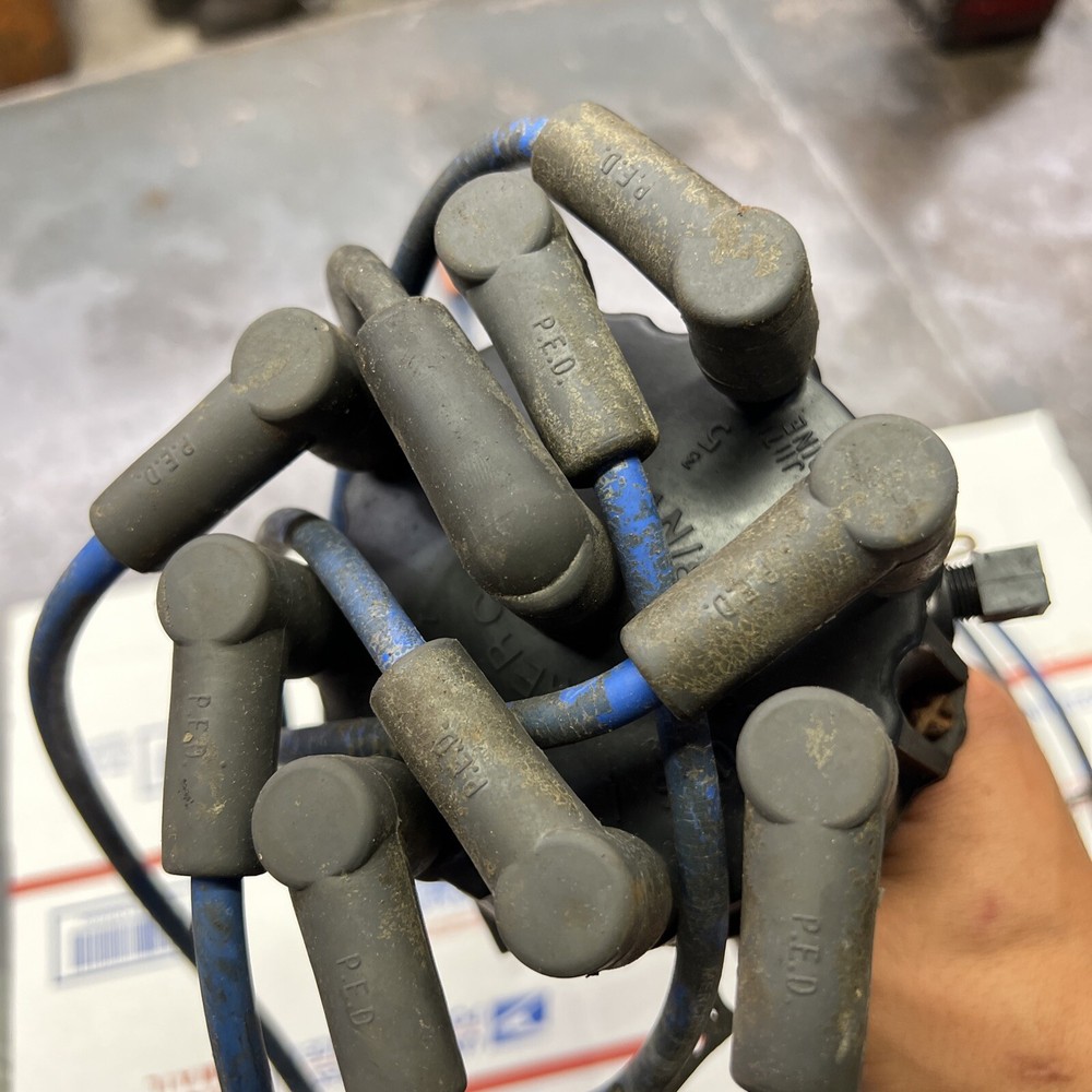 Mercruiser V8 distributor