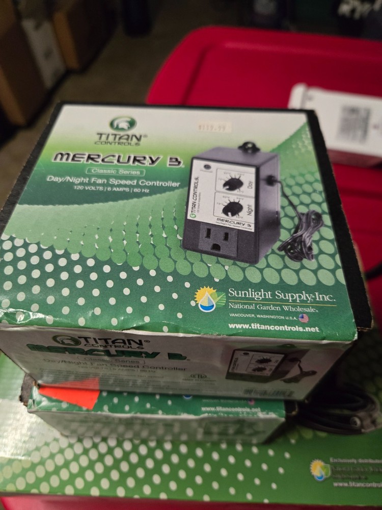 Titan Controls Mercury 3 Day/Night Fan Speed Controller 120V