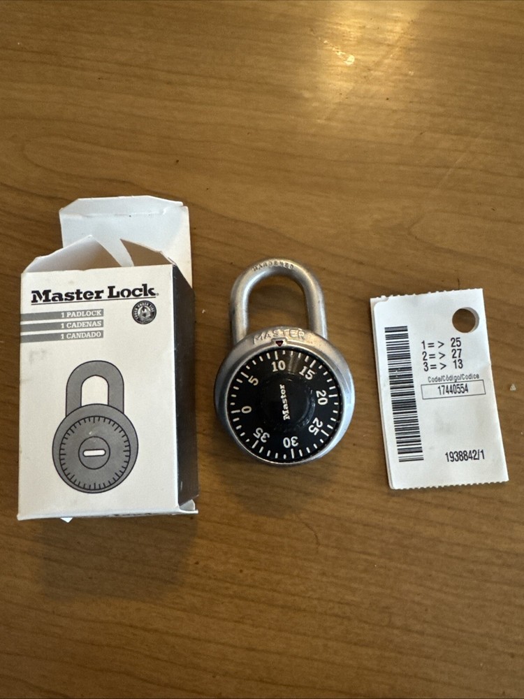 Master Lock 1525 Combination Padlock
