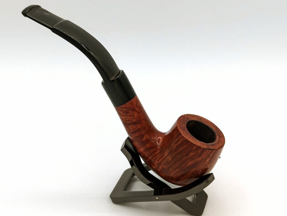 Charatan Executive Handmade British Estate Pipe