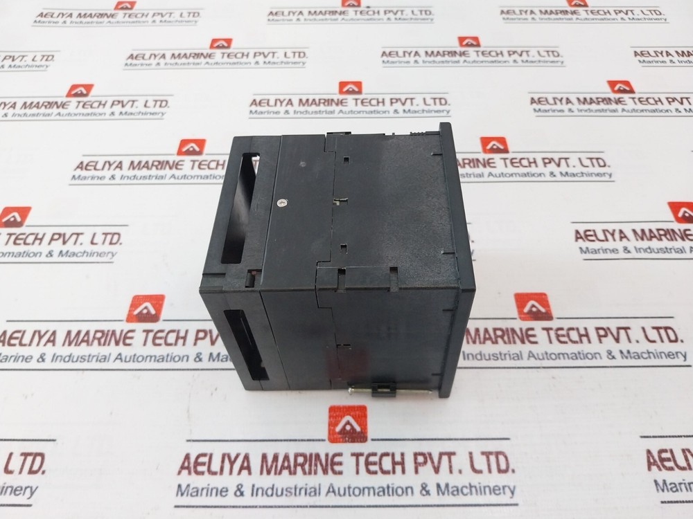 Deif 2EQ96/2 Analog Voltmeter 0-600V