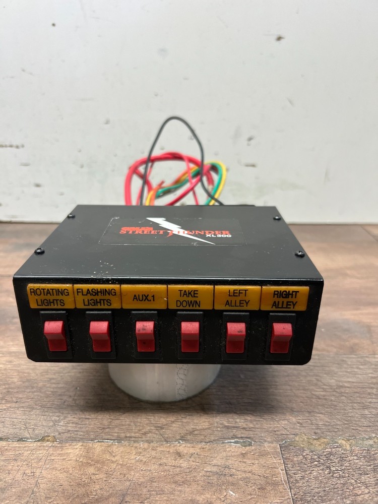 Galls Street Thunder XL300 Six function switch panel