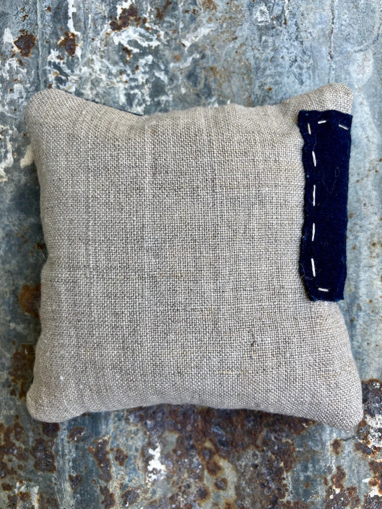 BORO PIN CUSHION