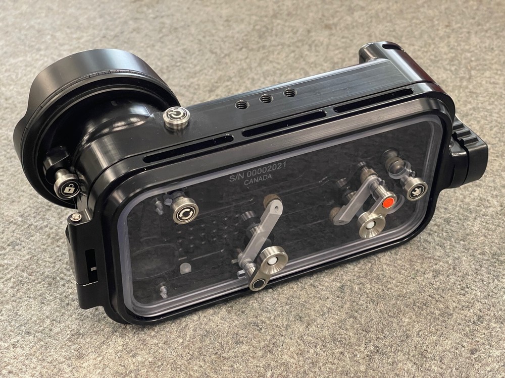 LENZO iPhone Underwater Housing - Aluminum Shell -- Never used