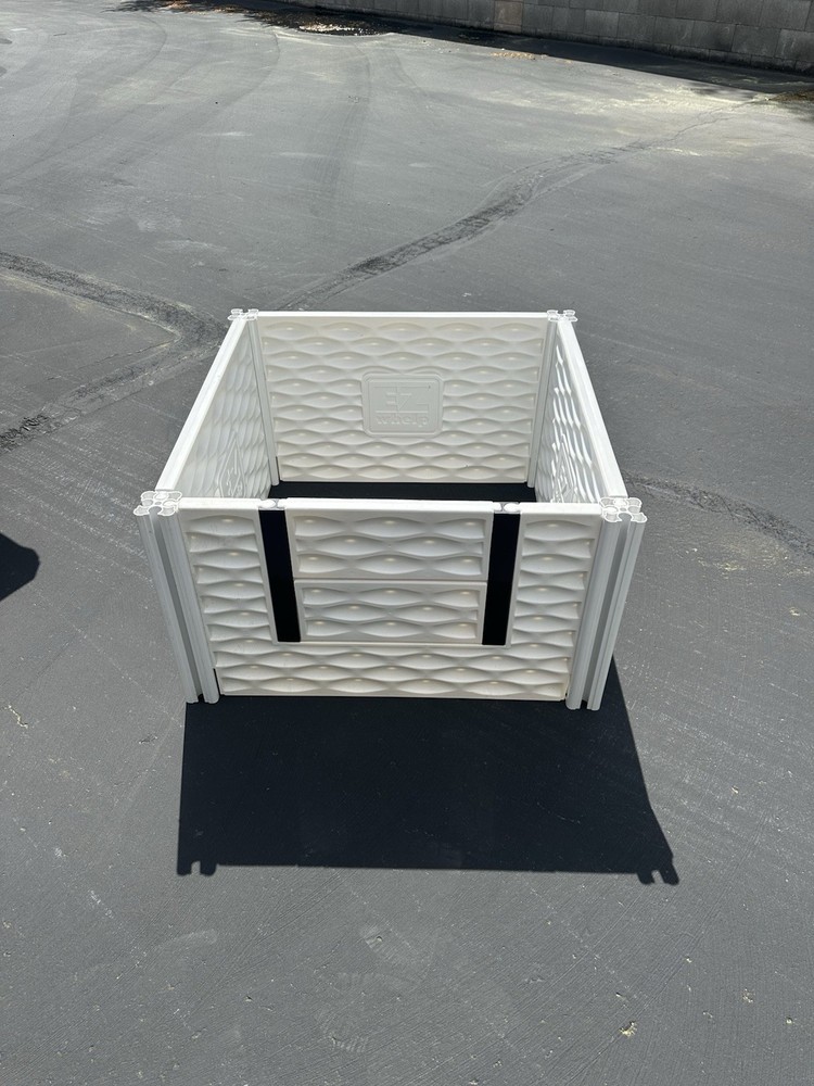 Whelping Box With Heat Mat