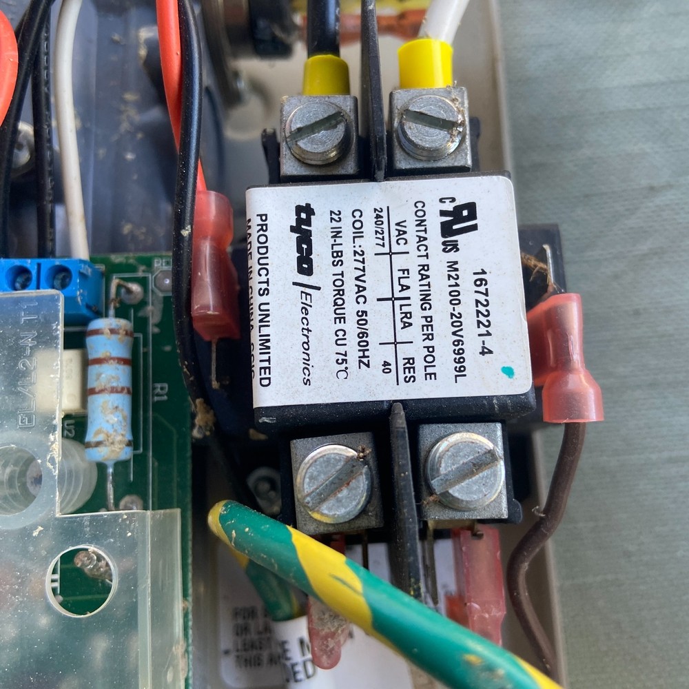 Eemax EX90T-ML Thermostatic Mini Hot Water Heater Tankless Made USA 240V Unused