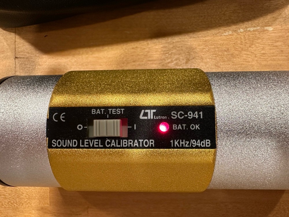 SC-941 - Sound Level Calibrator