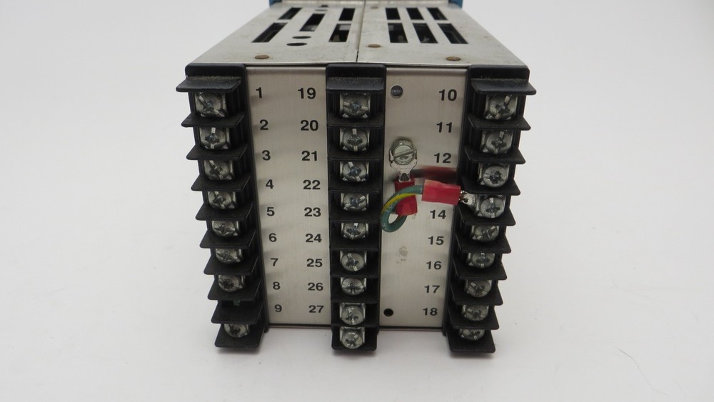WATLOW 945A-1CA2-AJAP Temperature Controller 120/240V