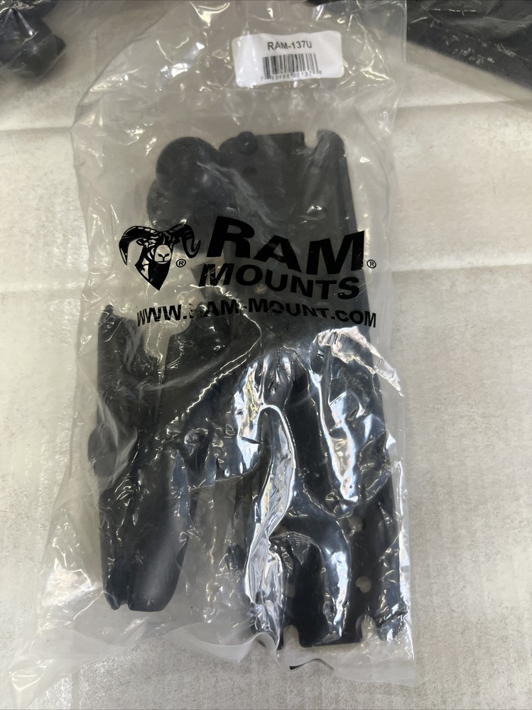 RAM® Large Marine Electronics Mount - RAM-137U