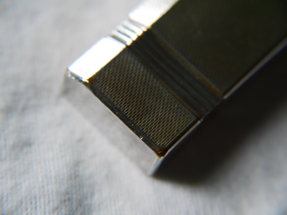 Beautiful CARTIER  Plaque Or White Gold Cigarette Lighter