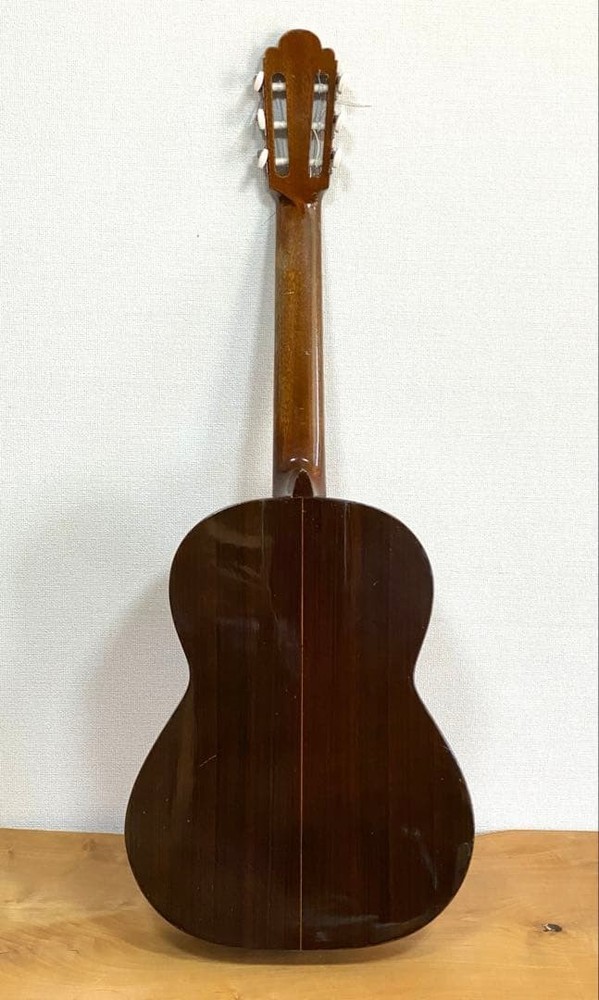Hanzo Nakade Veneer Classical Guitar USED