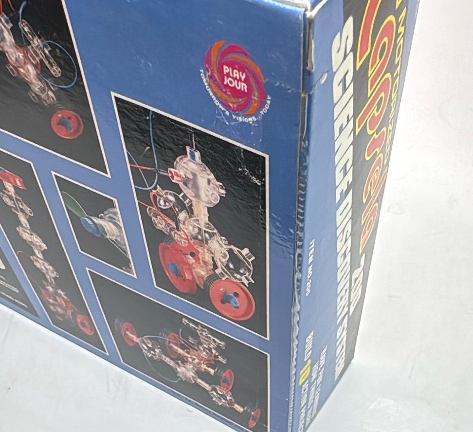 Capsela 200 Motorized Science Discovery System 1990 Starter Set Boxed