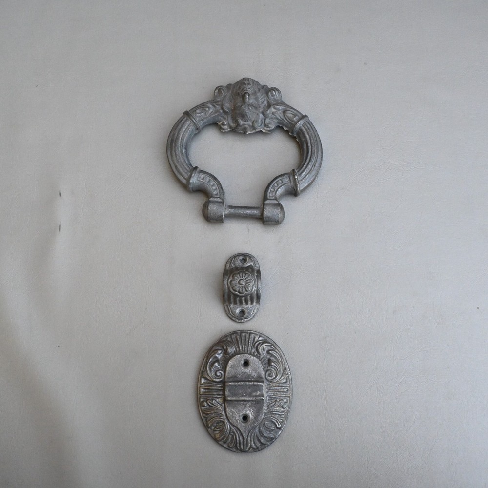 Vintage Victorian Style large heavy cast Iron door gate handle pull knocker