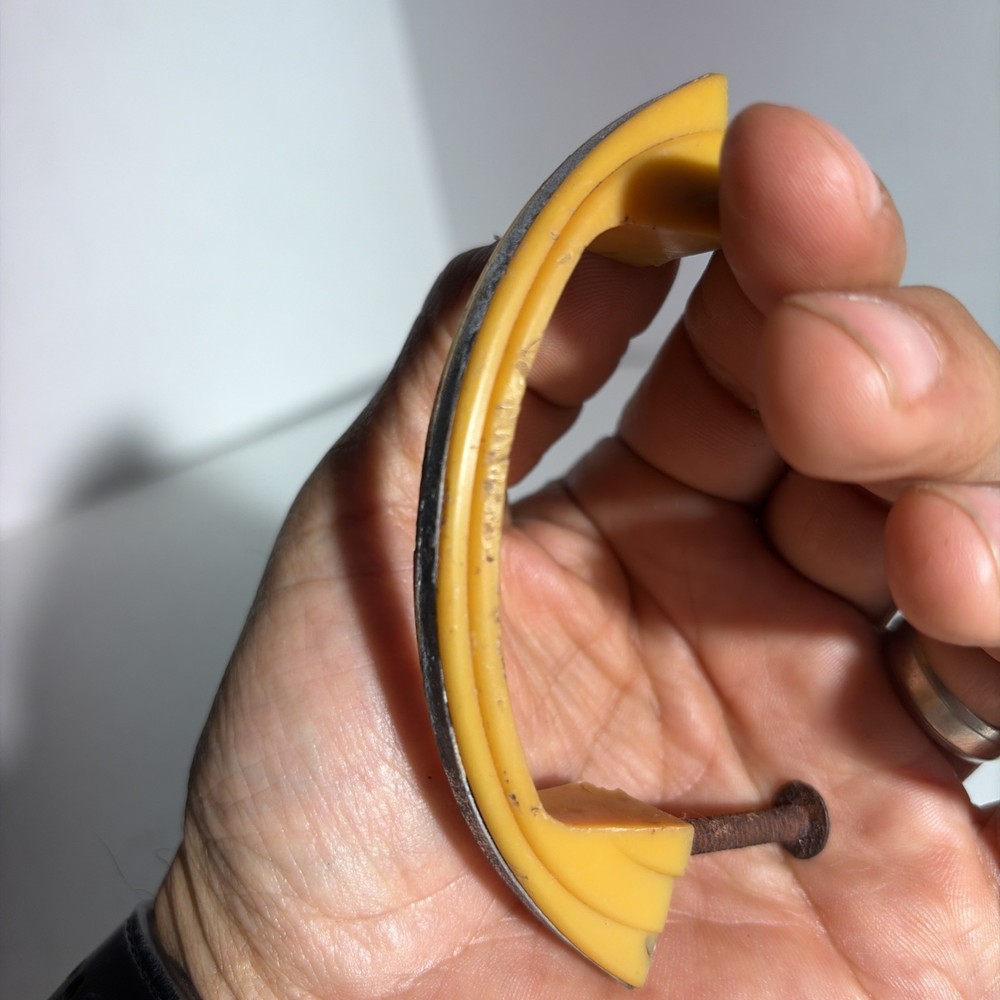 Vintage Art Deco Single Yellow Bakelite Drawer Pull Handle