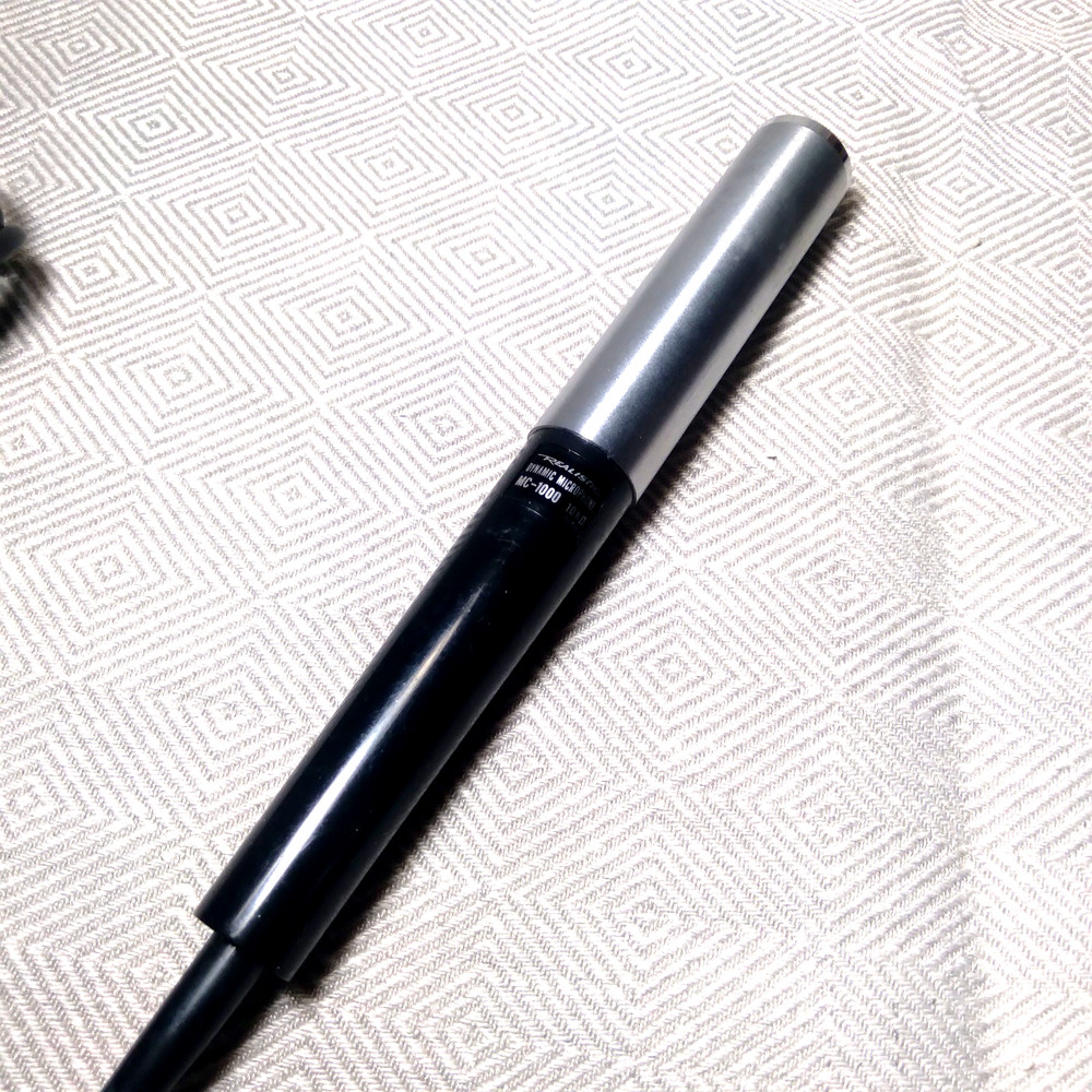 VINTAGE MODIFIED REALISTIC MC-1000 SLIM DYNAMIC MICROPHONE