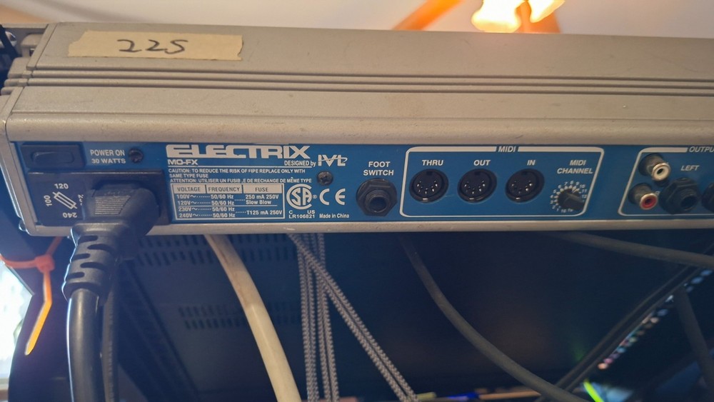 Electrix MO-FX Time Synchronized Multi-Effects Unit