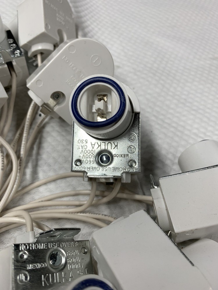 KUKLA light bulb HO socket 530 W/spring