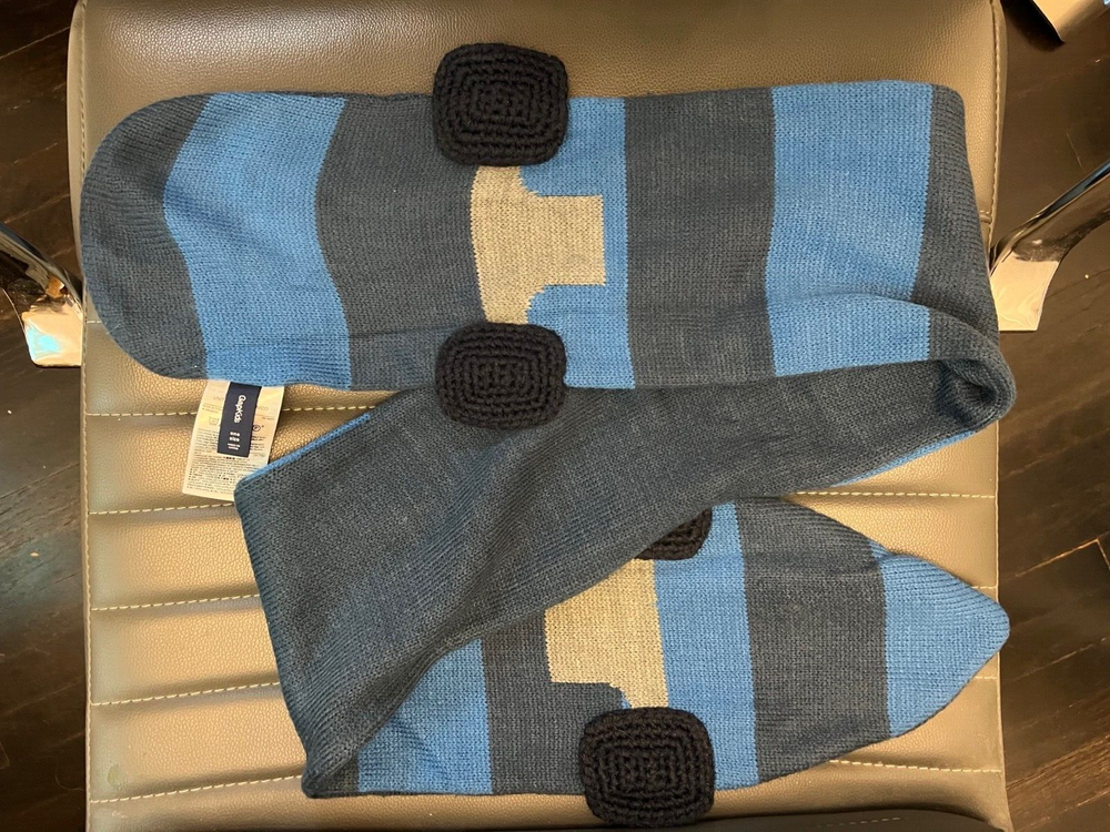 Gap Kids Skateboard Scarf