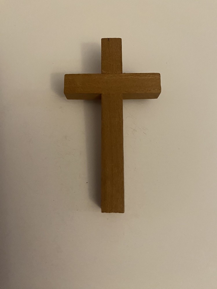 Religious Cross Lapel Pin P77