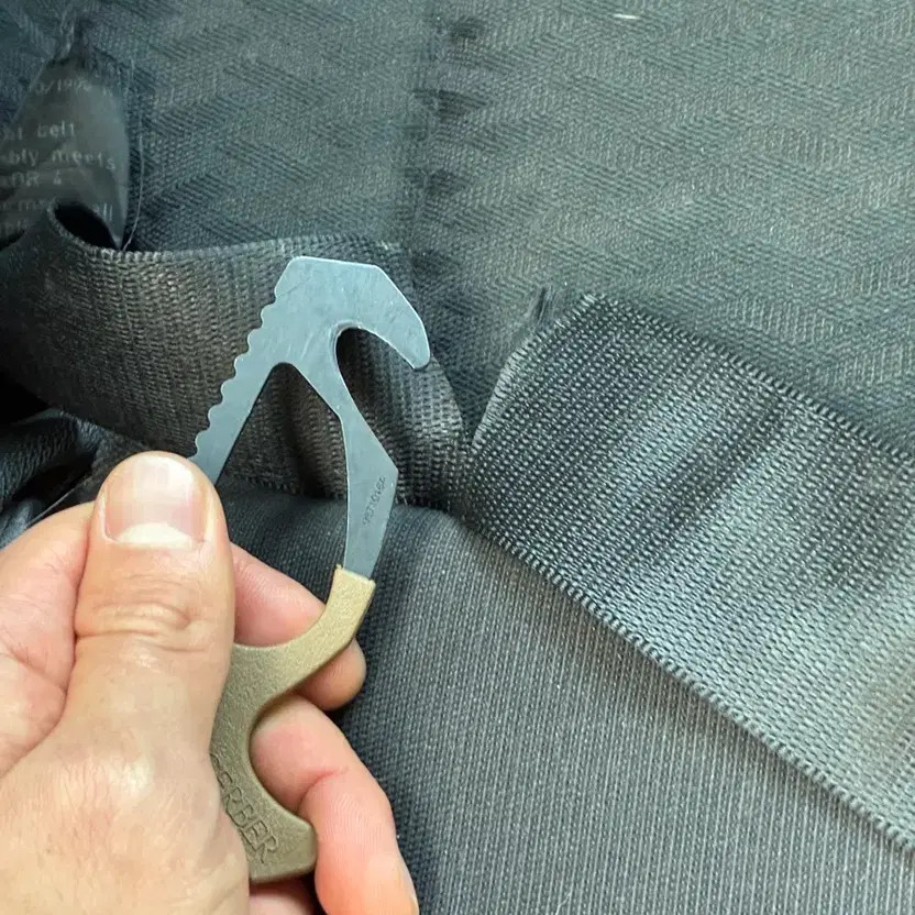 Gerber Emergency Strap Cutter (New)