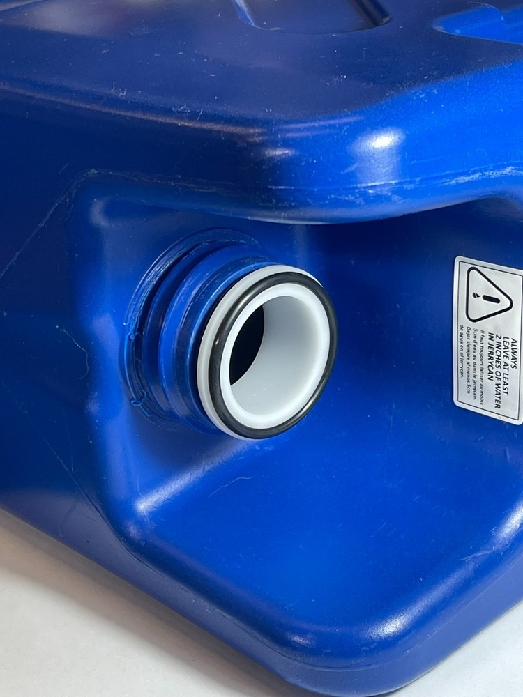 Filter delete adapter for Lifesaver Jerry Can