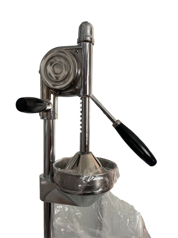 Citrus juicer, Bar up,
