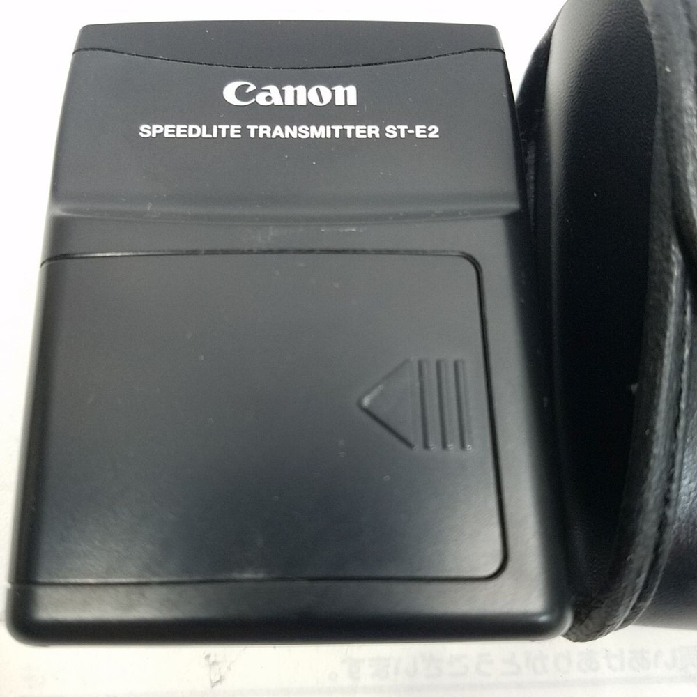 Canon Speedlite Transmitter ST-E2 with Case & Instructions Working