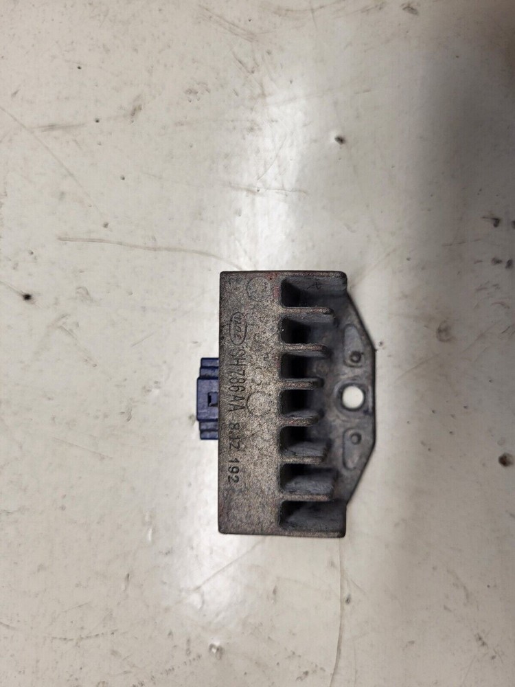 HONDA CBF125 RECTIFIER (6106)