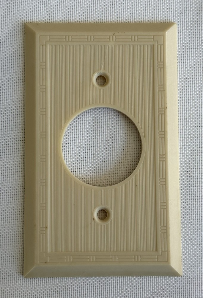 Vintage Ivory Electrical Wall Switch Plate