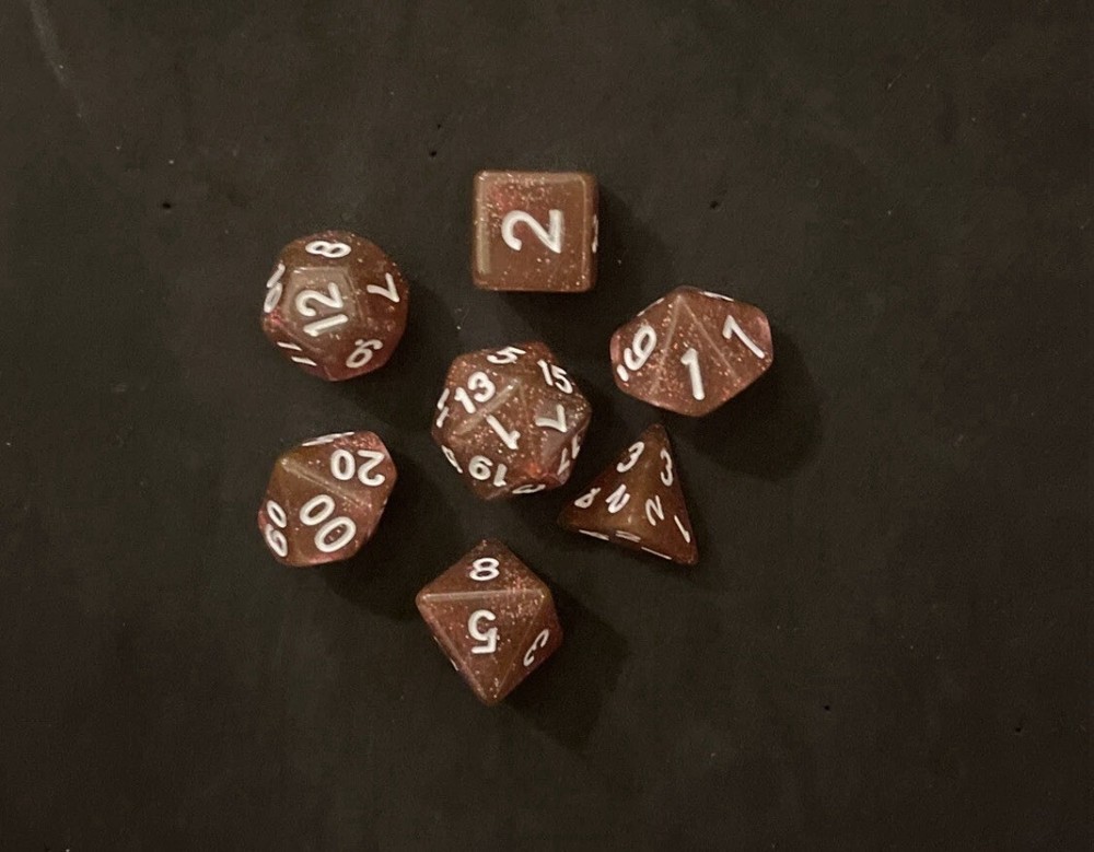 7 pc. Dungeons and Dragons Dice Set (sparkle Plum)
