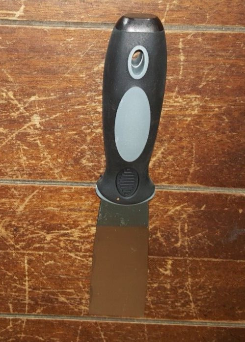 Red Devil 1-1/2" EZ Grip Flex Knife - Model #6204