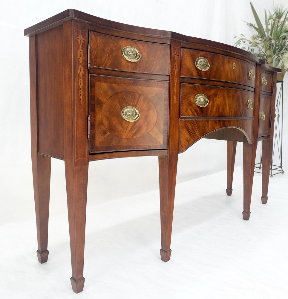Broyhyll Bow Front Crotch Mahogany Banded Top Sideboard Buffet Console MINT!