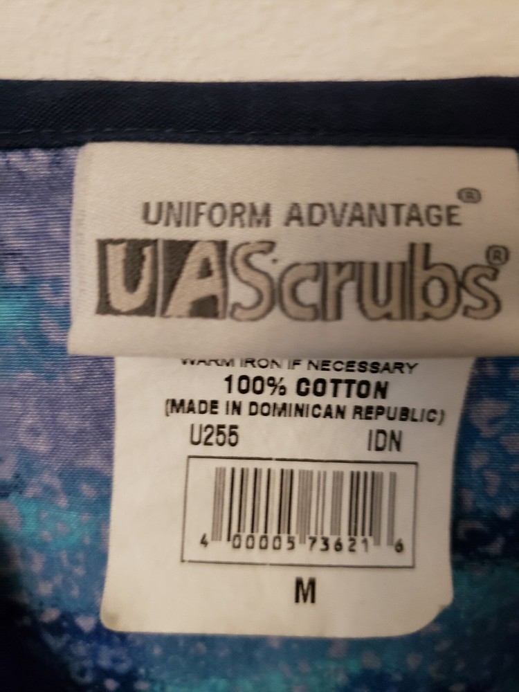 U A Scrubs Scrub Top M Blue Front Pockets Open Neck