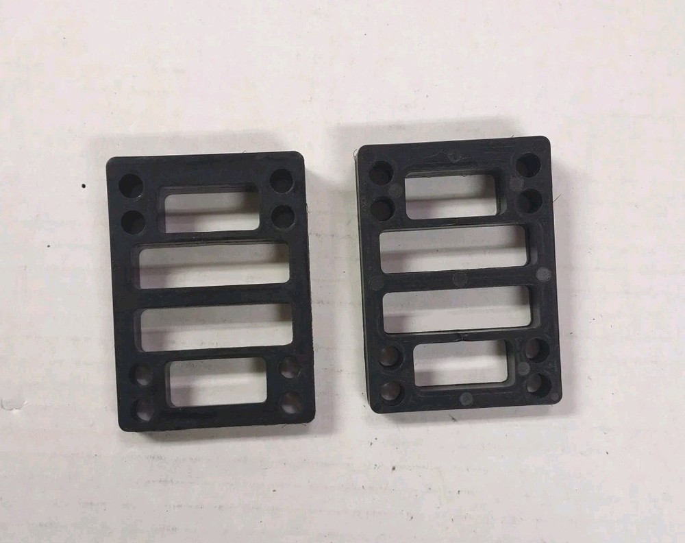 Skateboard 1/2" Angled Risers Rubber One Pair