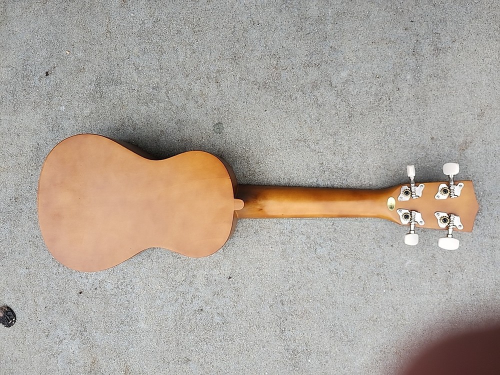 Mahalo Ukulele With Soft Case