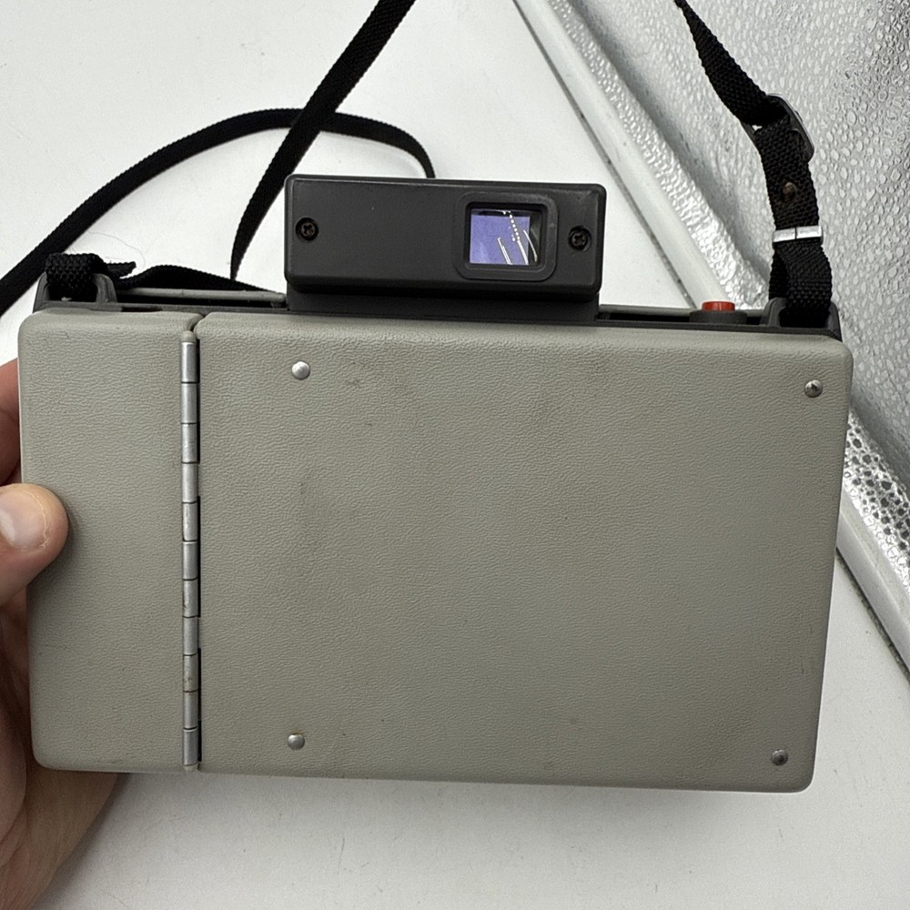 POLAROID AUTOMATIC LAND CAMERA 210 IN CASE WITH STRAP