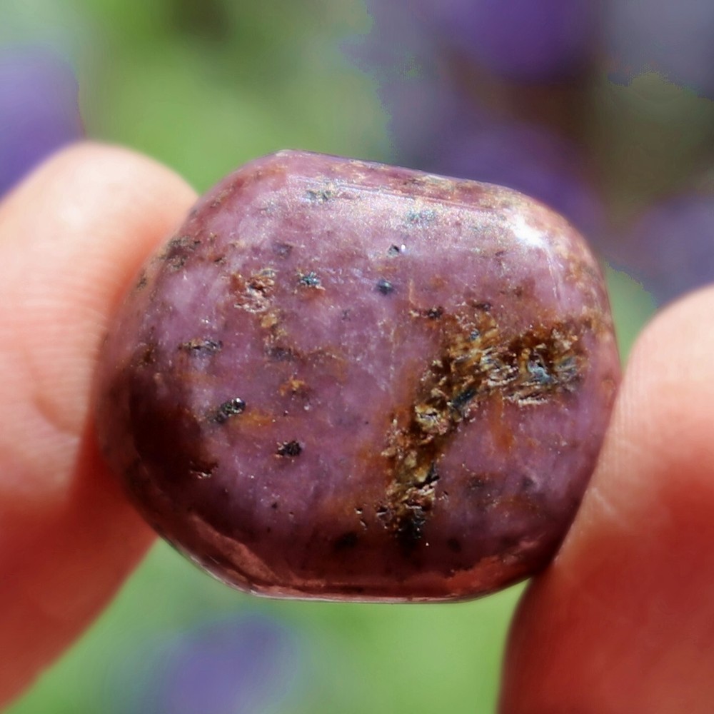Tumbled Stone: Ruby, Red Corundum from India (RUB63)