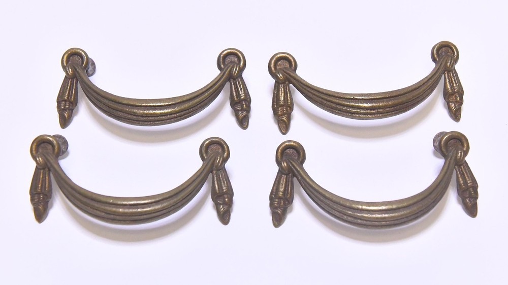 4 MATCHING BRASS EMPIRE STYLE VINTAGE DRAWER PULLS