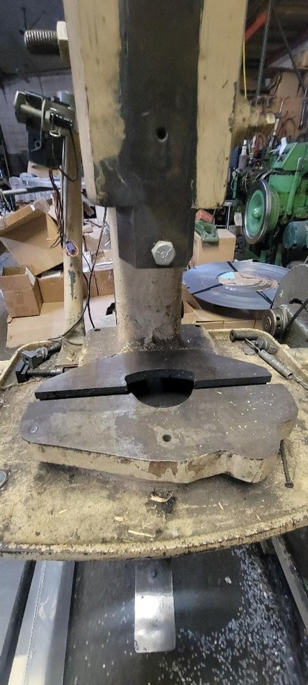 Kick press/manual punch press