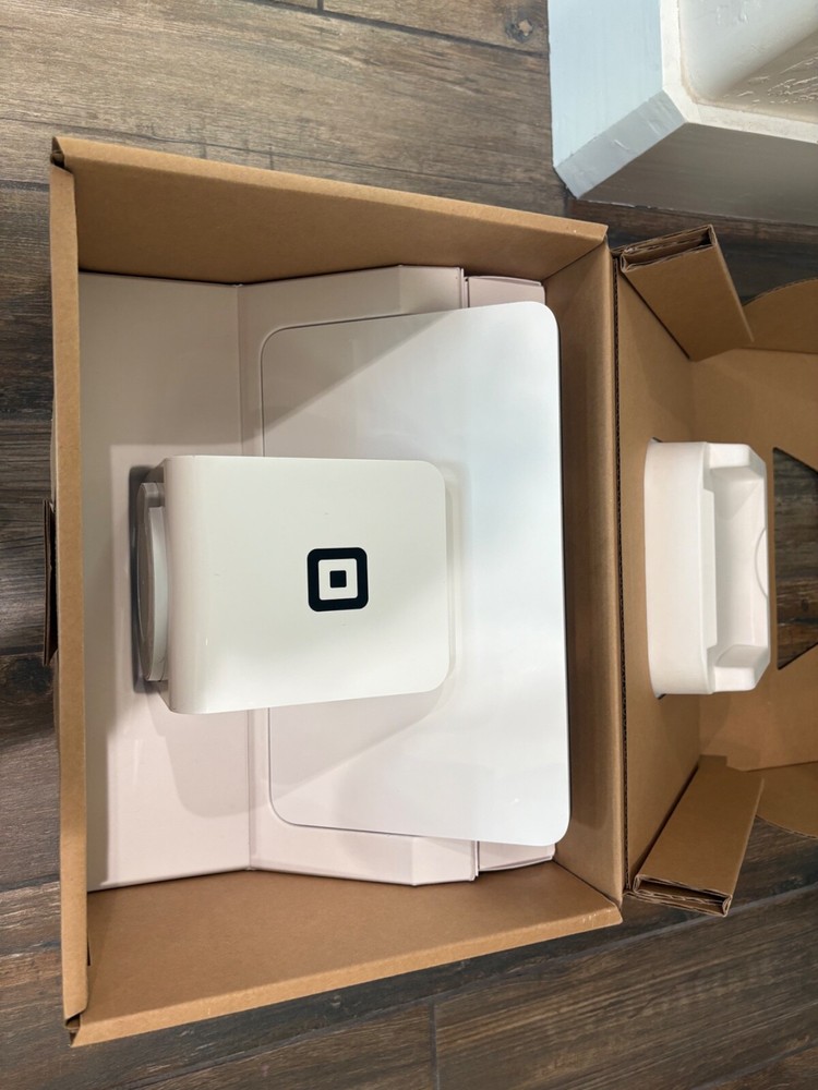 Square stand (second generation, USB-C)