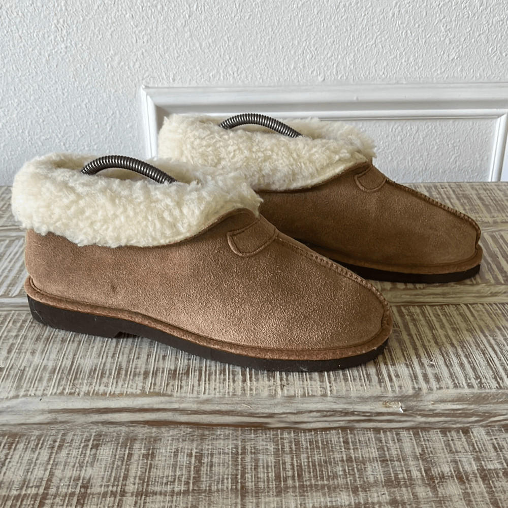 Men’s wool and leather moccasins