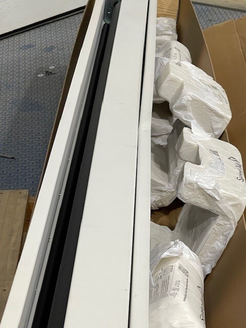 Draper Access E Ultimate Electrical Ceiling Recessed Projection Screen