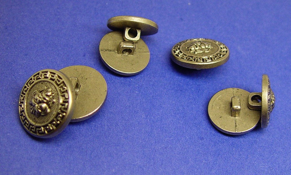 Lion Head jacket replacement buttons 7 Unknown Brand Silver Color Plastic , Used