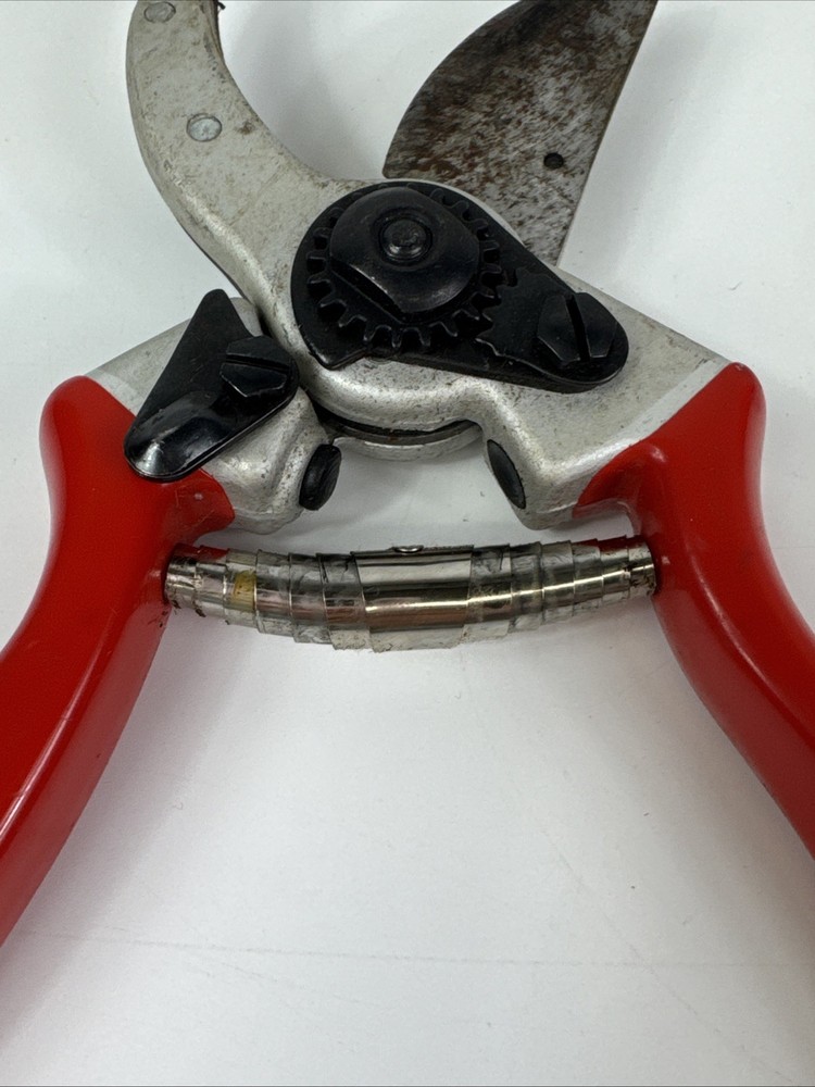 Corona BP6250 Bypass Pruner Used