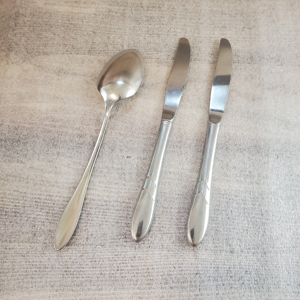 Oneida Stainless DEBONAIR Solid Serving Spoon and 2 Dinner Knife Knives