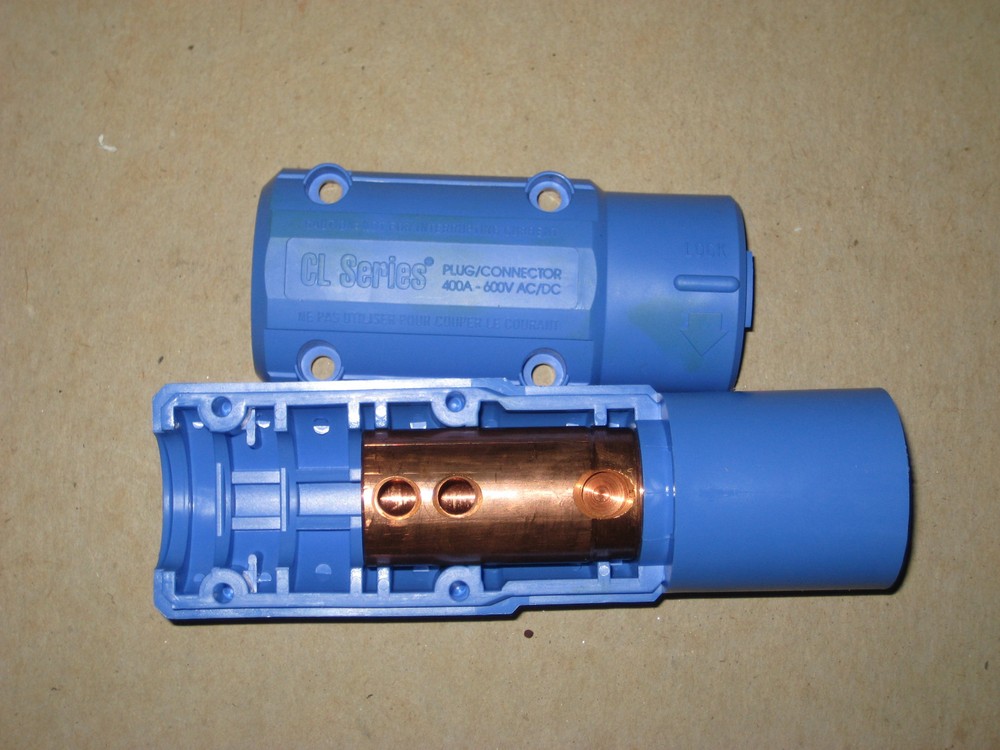Advanced Devices CL Series CL2M Inline Male locking plug connector Blue